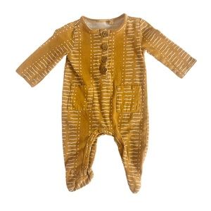 💖5/$25 SALE💖 0-3M Jessica Simpson Baby Girl Boho Printed Footed Sleeper